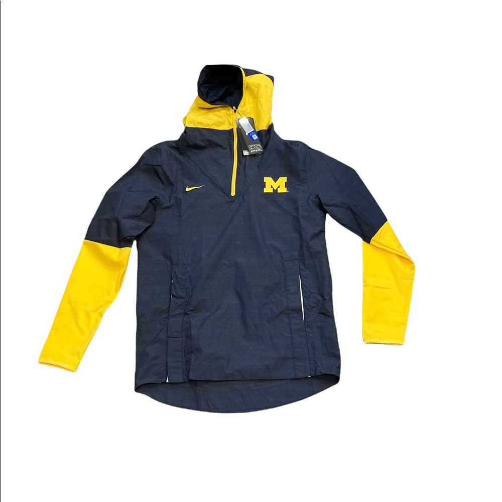 Michigan Wolverines Nike Men’s 1/2 Zip Pullover Jacket‎ Small